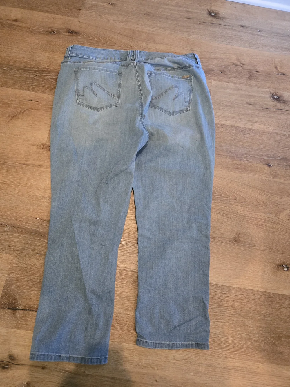 Melissa McCarthy Light Wash Relaxed Fit Distressed Men's Jeans